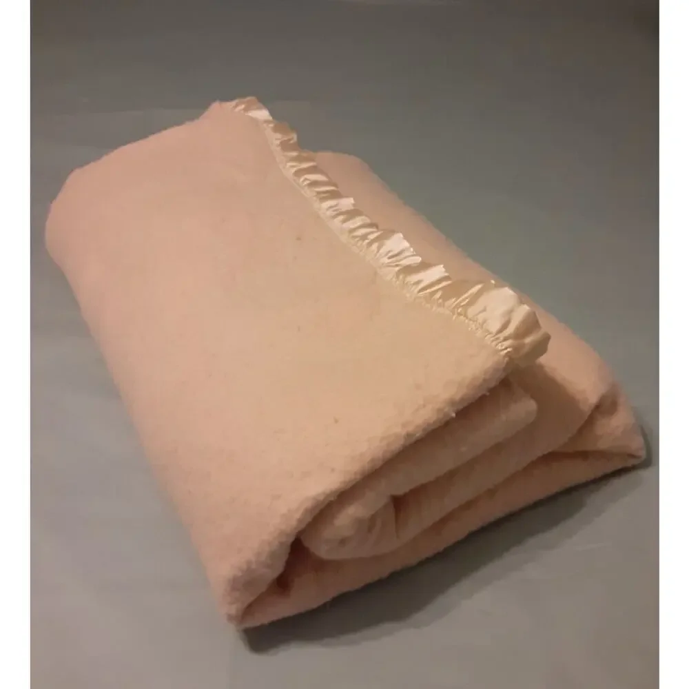 Vintage Sateen Trim Blanket Peach 90.5x99